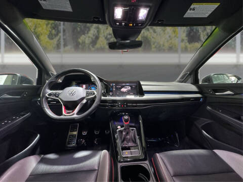2023 Volkswagen Golf GTI SE