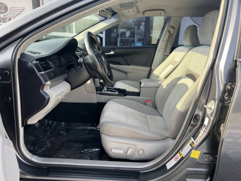 2013 Toyota Camry LE