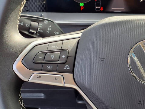 2025 Volkswagen Tiguan SE 4Motion