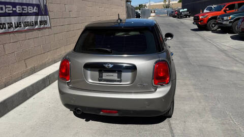 2017 MINI Hardtop 4 Door Cooper
