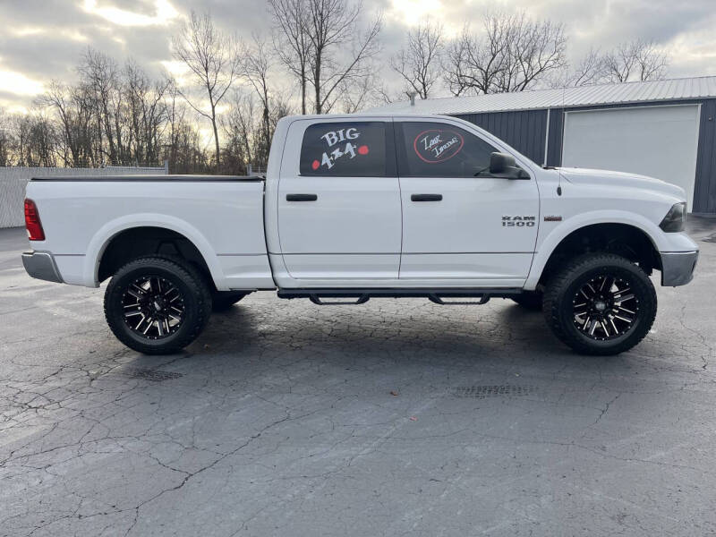 2017 RAM 1500 SLT