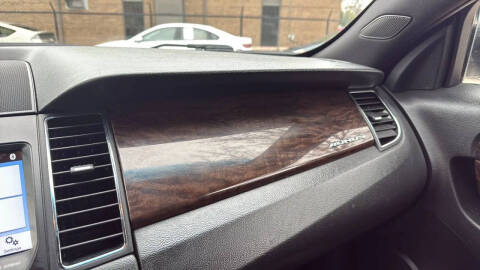 2016 Ford Taurus Limited