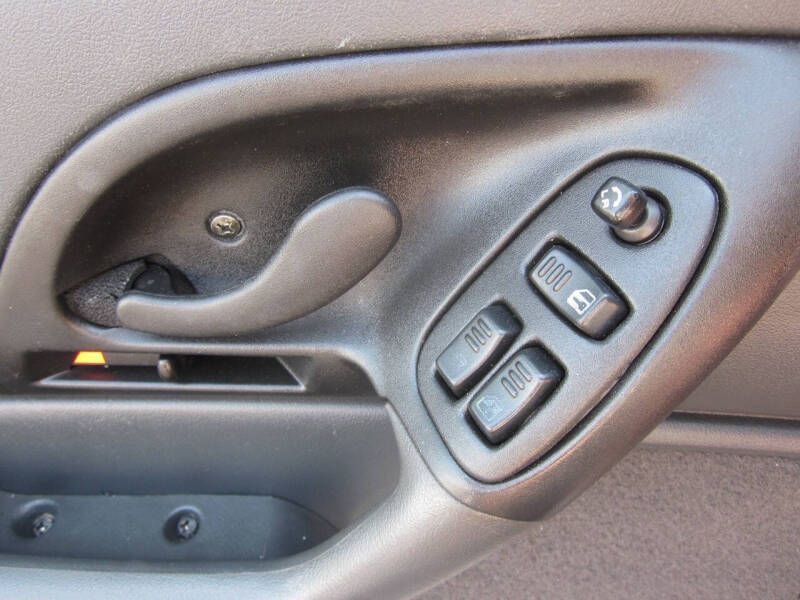 1996 Chevrolet Camaro - Photo 22