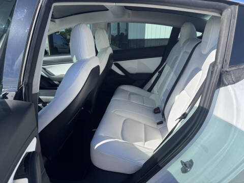 2020 Tesla Model 3 Long Range