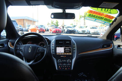 2017 Lincoln MKC Select