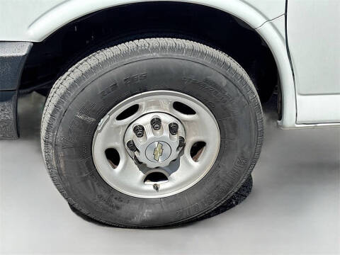 2024 Chevrolet Express 2500