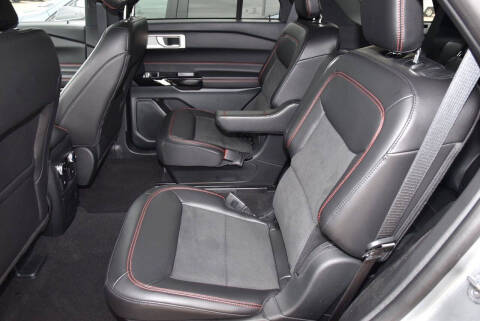 2024 Ford Explorer ST-Line