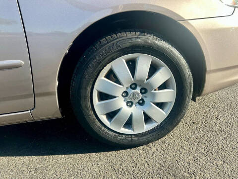 2003 Toyota Corolla LE