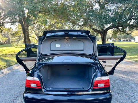 2002 BMW 5 Series 525i