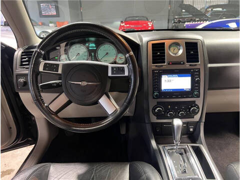 2007 Chrysler 300 SRT-8