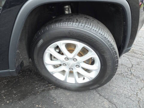 2022 Jeep Grand Cherokee WK Laredo E