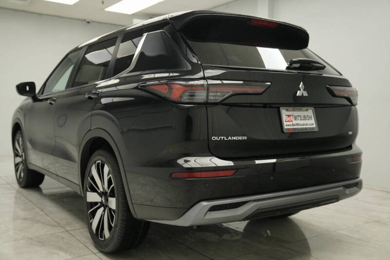 2025 Mitsubishi Outlander SE