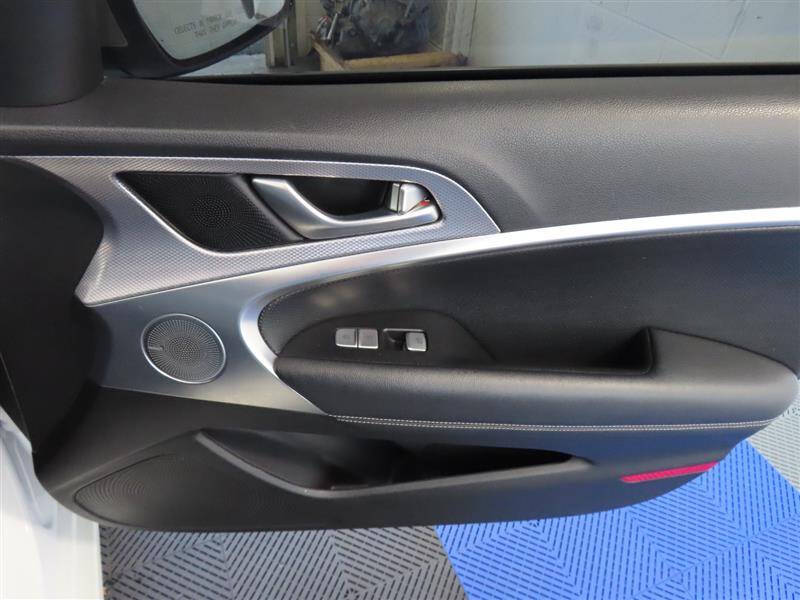 2022 Genesis G70