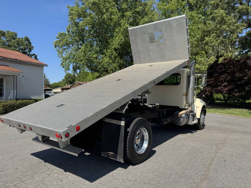 2010 Peterbilt 337