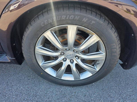 2012 Infiniti QX56