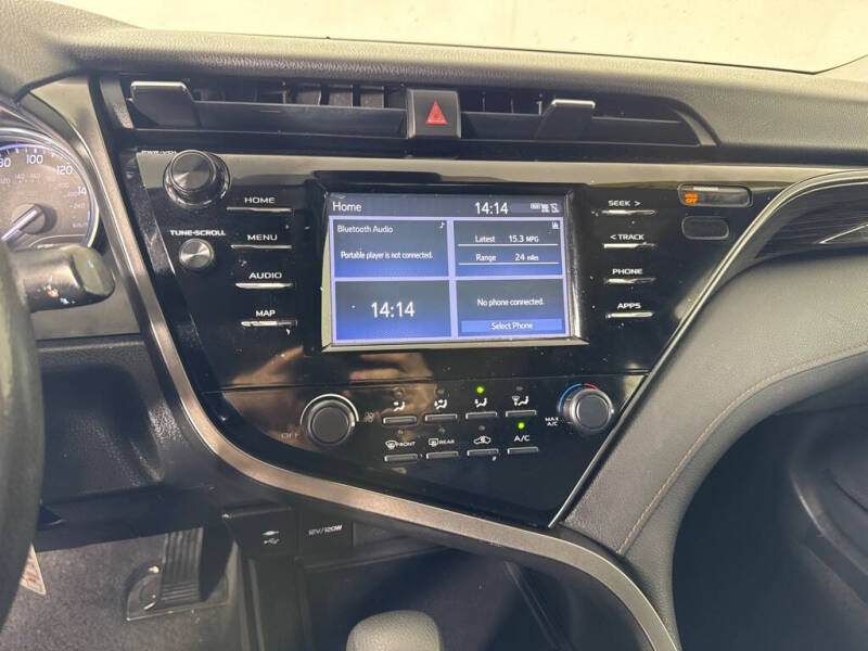 2019 Toyota Camry LE