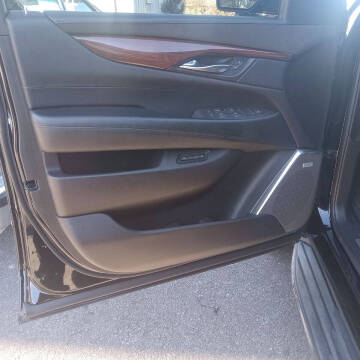 2015 Cadillac Escalade Luxury