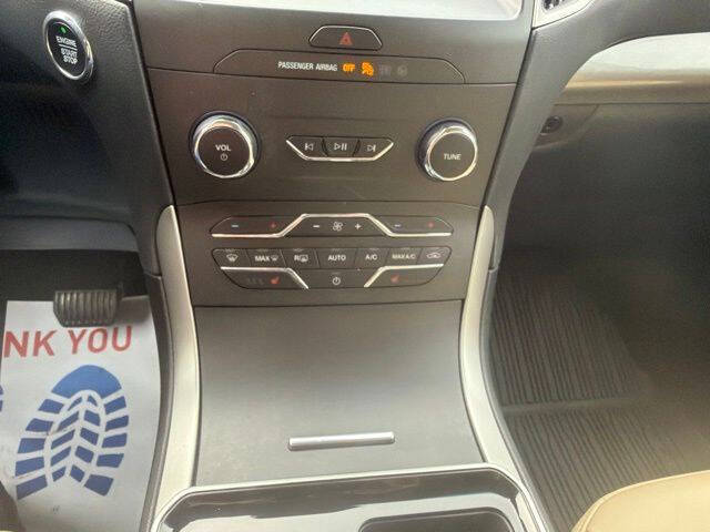 2020 Ford Edge SEL