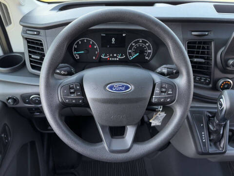 2025 Ford Transit 250