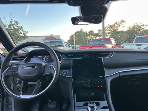 2025 Jeep Grand Cherokee L Altitude