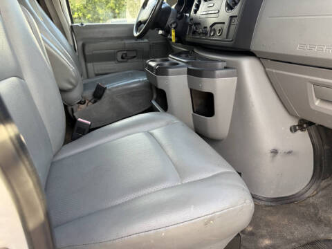 2011 Ford E-Series E-250