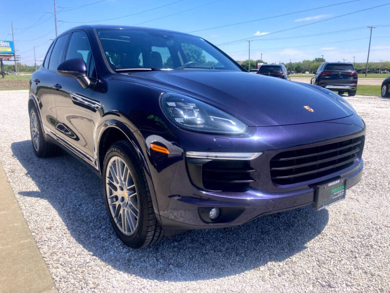 2017 Porsche Cayenne Platinum Edition