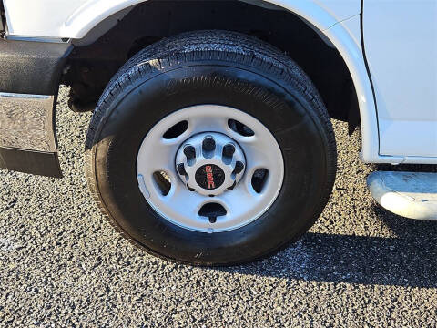 2024 GMC Savana 2500