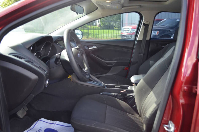 2017 Ford Focus SEL