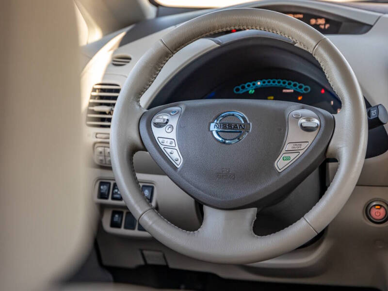 2013 Nissan LEAF