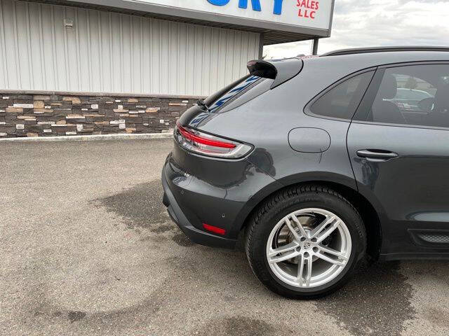 2023 Porsche Macan