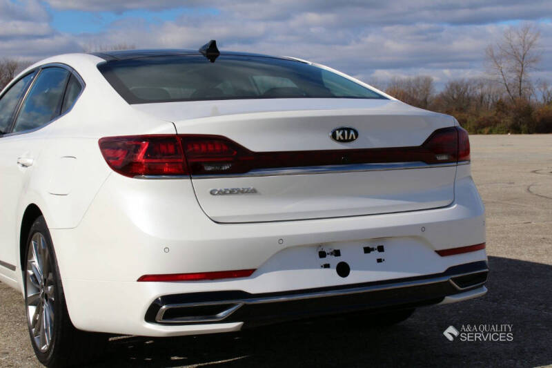 2020 Kia Cadenza Limited