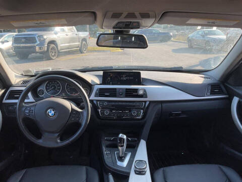 2016 BMW 3 Series 320i xDrive