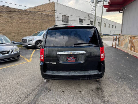2008 Chrysler Town and Country Touring