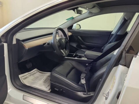 2019 Tesla Model 3 Standard Range Plus