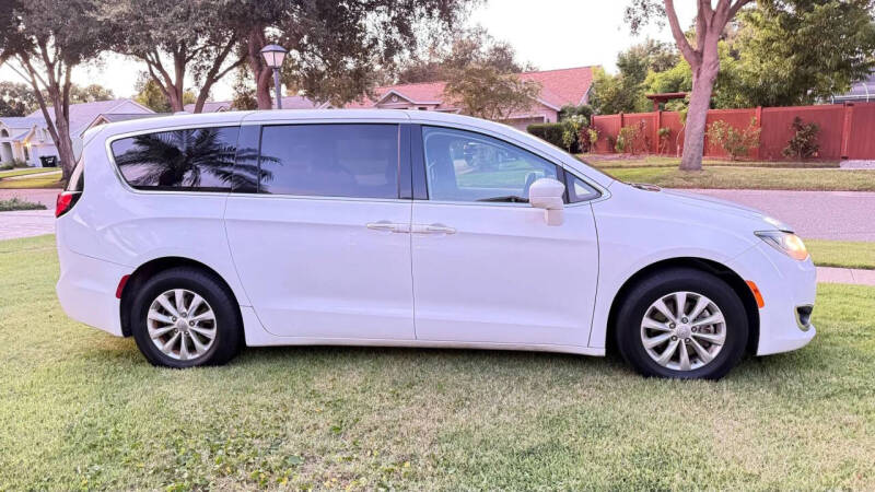 2018 Chrysler Pacifica Touring Plus