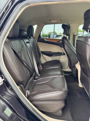 2019 Lincoln MKC Select