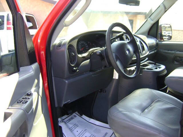 2003 Ford E-Series E-350 SD XL