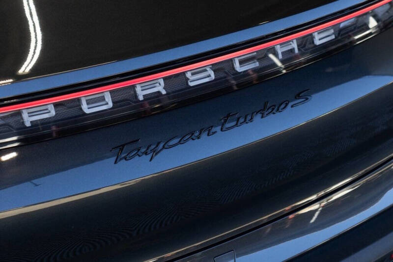 2020 Porsche Taycan Turbo S