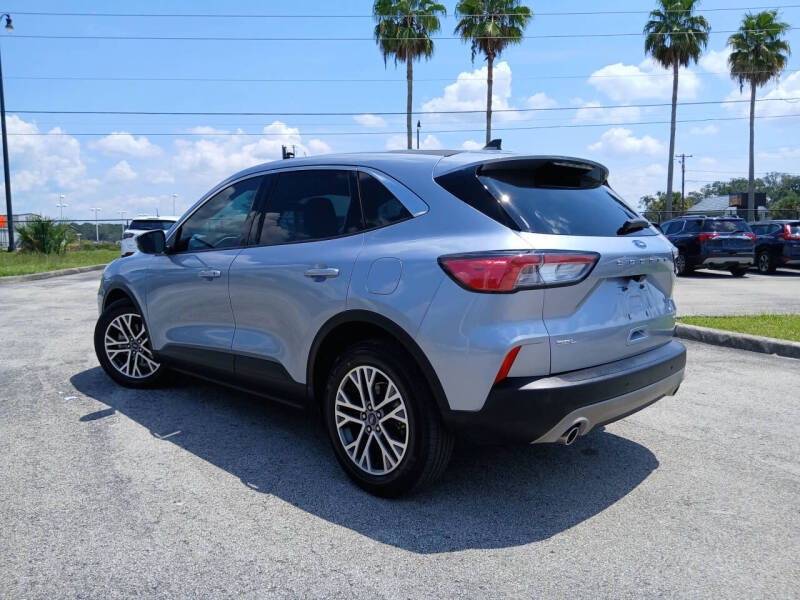 2022 Ford Escape Hybrid SEL