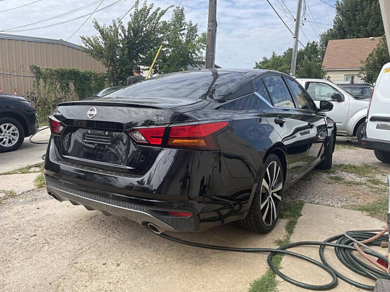 2020 Nissan Altima 2.5 SR