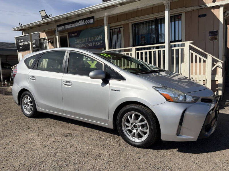 2015 Toyota Prius v