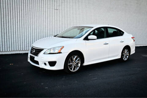 2014 Nissan Sentra for sale at In Motion Sales LLC in Olathe KS