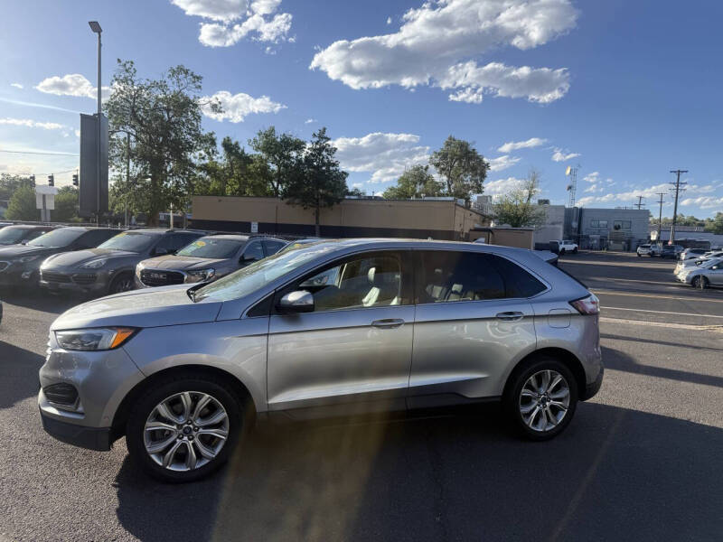 2020 Ford Edge Titanium