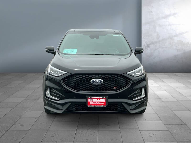 2022 Ford Edge ST
