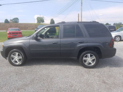 2007 Chevrolet TrailBlazer for sale at CAR-MART AUTO SALES in Maryville TN