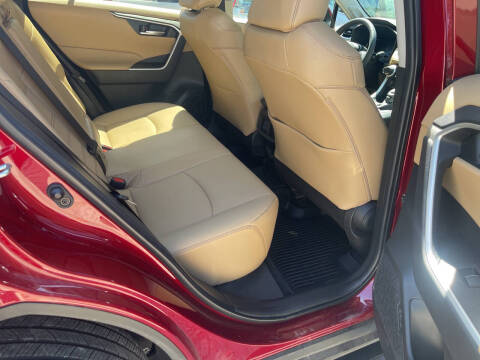 2023 Toyota RAV4 XLE Premium