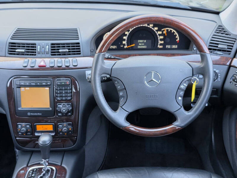 1999 Mercedes-Benz S320