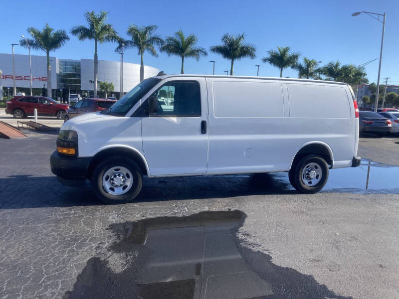 2019 Chevrolet Express 2500