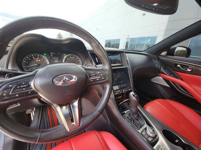 2022 Infiniti Q60 Red Sport 400