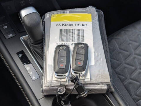 2025 Nissan Kicks SV